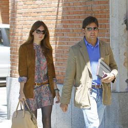 Fran Rivera y Lourdes Montes paseando por las calles de Madrid