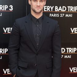 Justin Bartha en el estreno de 'R3sacón' en París