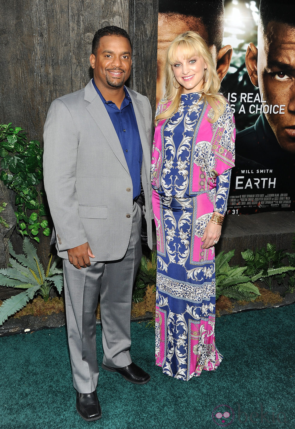 Alfonso Ribeiro y su esposa en el estreno de 'After Earth' en Nueva York