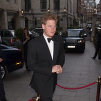 El Príncipe Harry en una gala benéfica en Londres