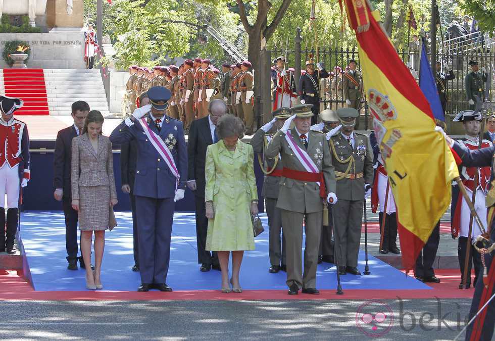 Los Reyes y los Príncipes de Asturias en el Día de las Fuerzas Armadas 2013