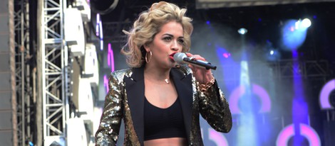 Rita Ora en The Sound of Change Live en el Twickenham Stadium de Londres
