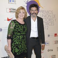 Ana Wagener y Roberto Enríquez en la alfombra roja de los Premios Unión de Actores 2012