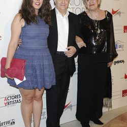 José Antonio Sayagues y Pilar Bardem en la alfombra roja de los Premios Unión de Actores 2012