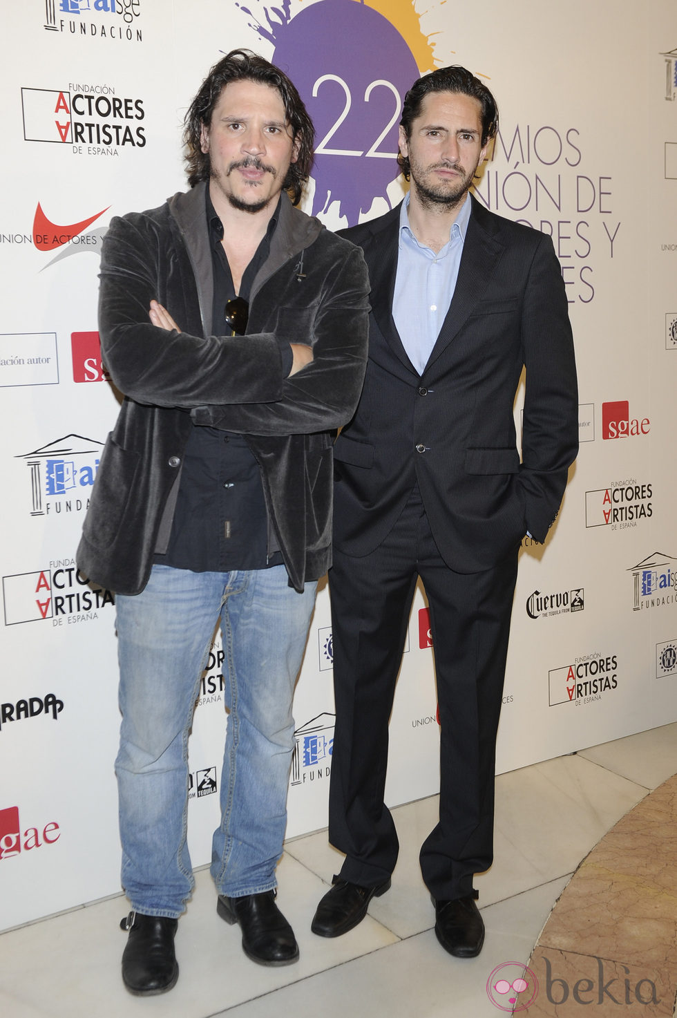 Sergio Peris Mencheta y Juan Diego Botto en la alfombra roja de los Premios Unión de Actores 2012