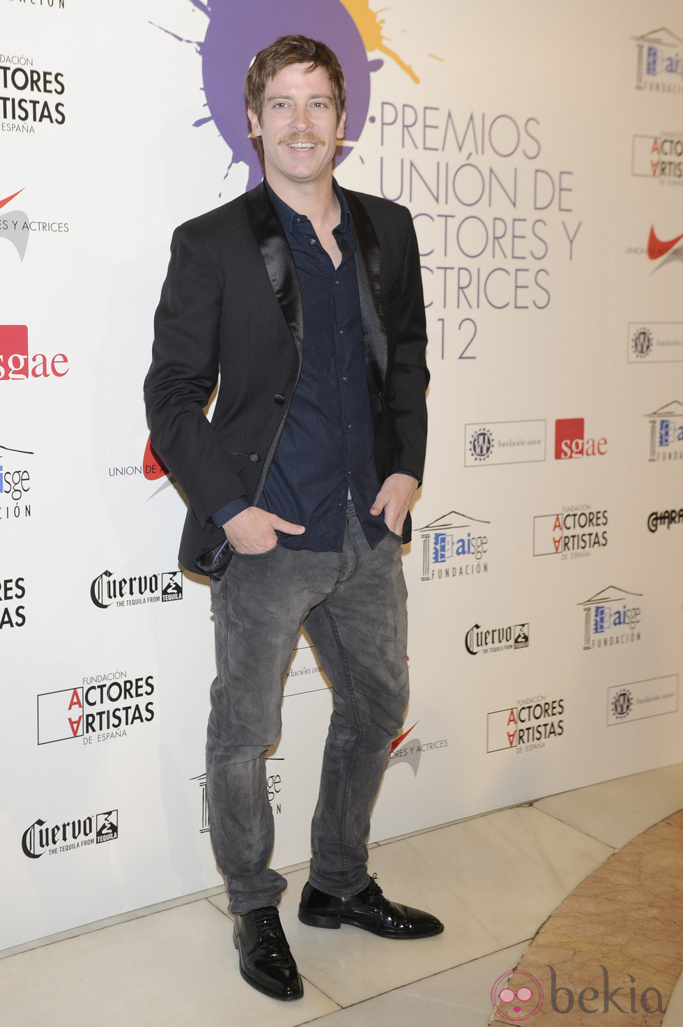 Manu Baqueiro en la alfombra roja de los Premios Unión de Actores 2012