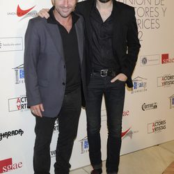 Antonio de la Torre y Juan Villagran en la alfombra roja de los Premios Unión de Actores 2012