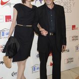 Natalia Millán acompañada en la alfombra roja de los Premios Unión de Actores 2012