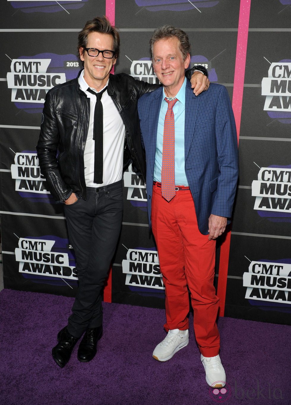 Kevin Bacon y Michael Bacon en los CMT Awards 2013