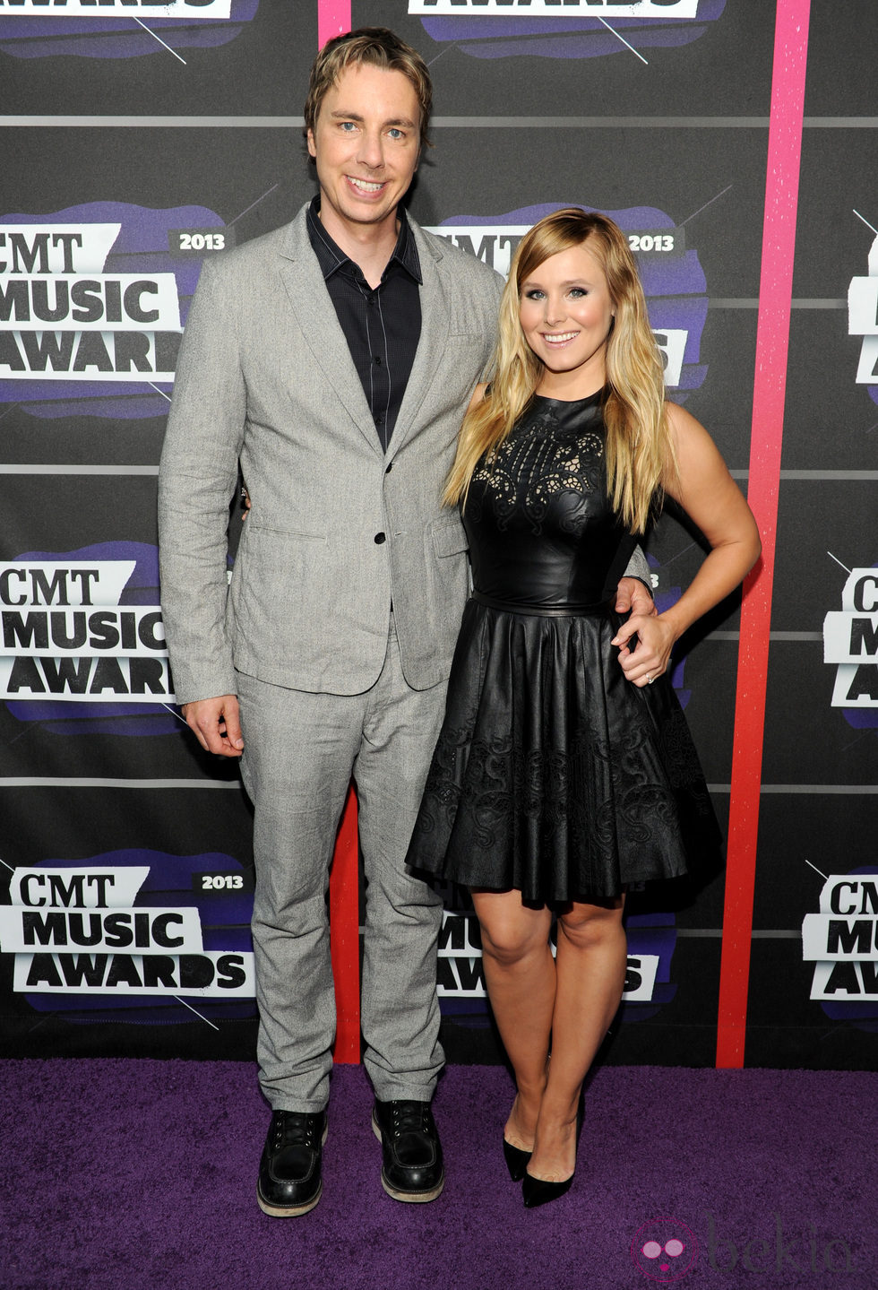 Kristen Bell y Dax Shepard en los CMT Awards 2013