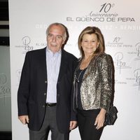 Carlos Goyanes y Cari Lapique en el aniversario de un restaurante