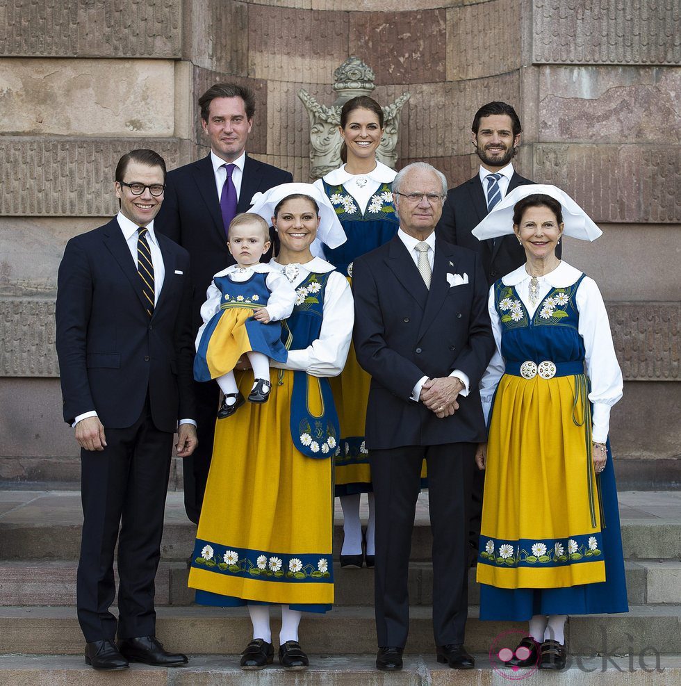 La Familia Real Sueca en el Día Nacional de Suecia 2013