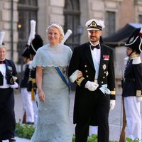 Los Príncipes Haakon y Mette-Marit de Noruega llegan a la boda de Magdalena de Suecia y Chris O'Neill