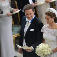 La Princesa Magdalena de Suecia y Chris O'Neill durante su boda