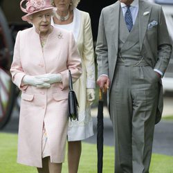 La Reina, el Príncipe de Gales y la Duquesa de Cornualles en la inauguración de Ascot 2013