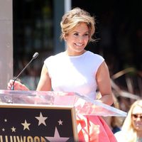 Jennifer Lopez habla sobre su estrella en el Paseo de la Fama de Hollywood