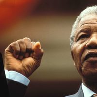 Nelson Mandela en un discurso en Sudáfrica