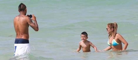 Arturo Vidal disfruta de unas vacaciones en familia en Miami
