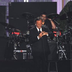 Julio Iglesias en su concierto en Barcelona