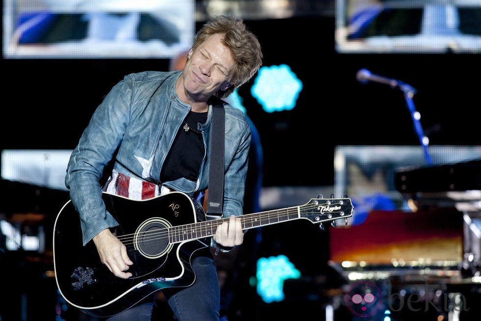 Bon Jovi durante su concierto en Madrid