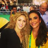 Shakira e Ivete Sangalo en la final de la Copa Confederaciones 2013