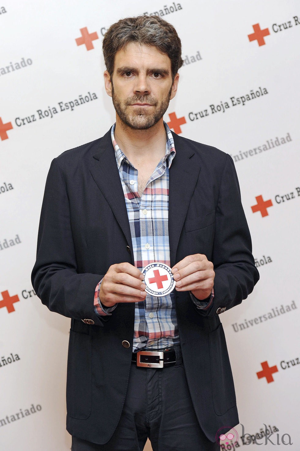 José Tomás dona los 50.000 euros del Premio Paquiro 2013 a Cruz Roja
