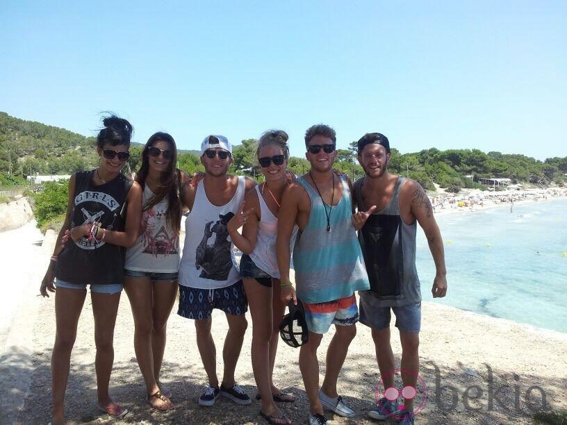 Raky, Susana, Giuls y los hermanos Montoya, de 'Gran Hermano catorce', en Ibiza