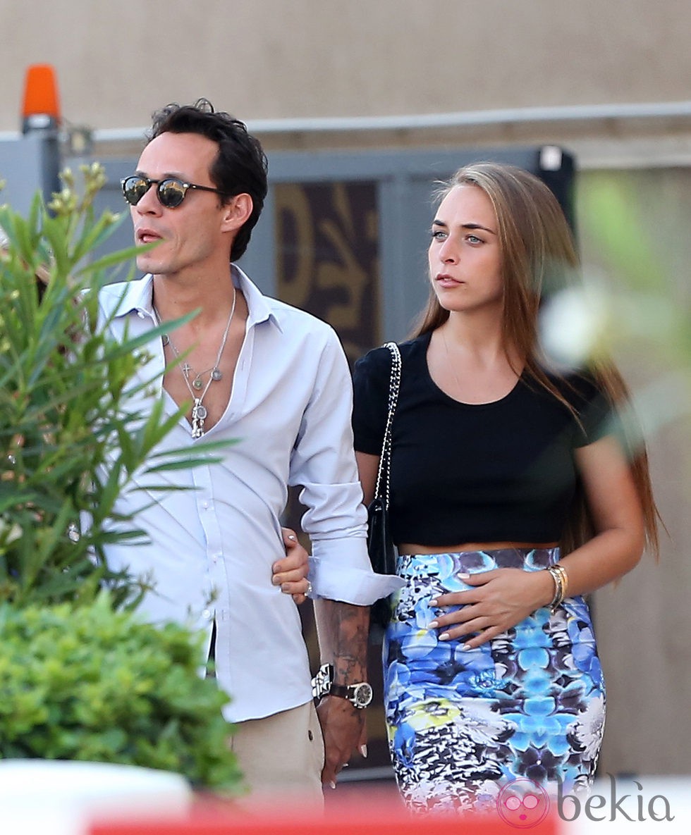 Marc Anthony y Chloe Green de vacaciones en Saint-Tropez