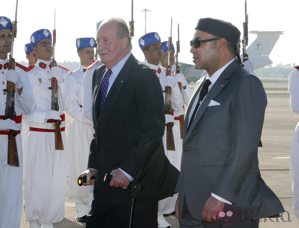 El Rey Juan Carlos retoma su agenda intercional tras su operación de hernia discal en Marruecos