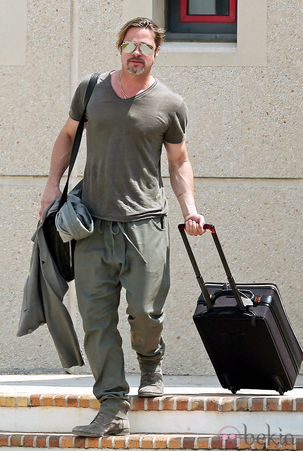 Brad Pitt viaja hasta Francia para preparar su boda
