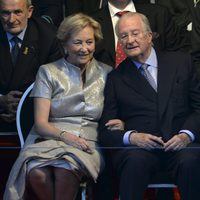 Los reyes Alberto II y Paola de Bélgica en el National Ball de Bruselas