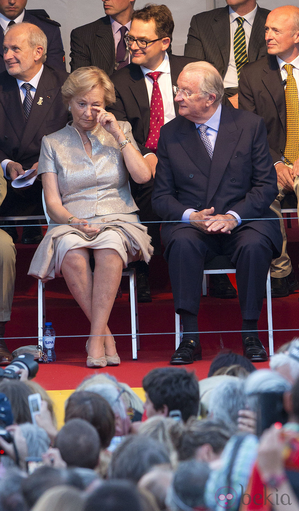 La reina Paola de Bélgica se emociona en su último acto público