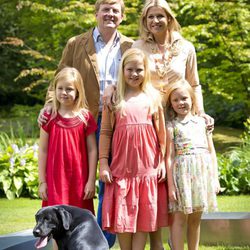 La Familia Real holandesa posa en sus vacaciones de verano