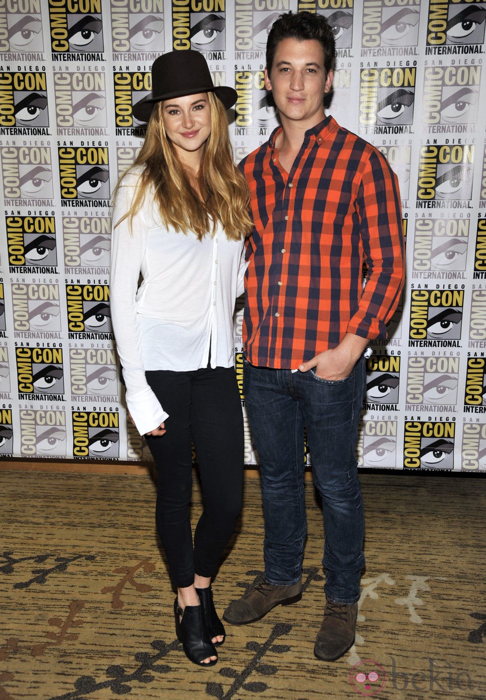 Shailene Woodley y Miles Teller en la Comic-Con 2013