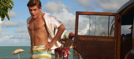 Garrett Clayton en una escena de 'Teen Beach Movie'