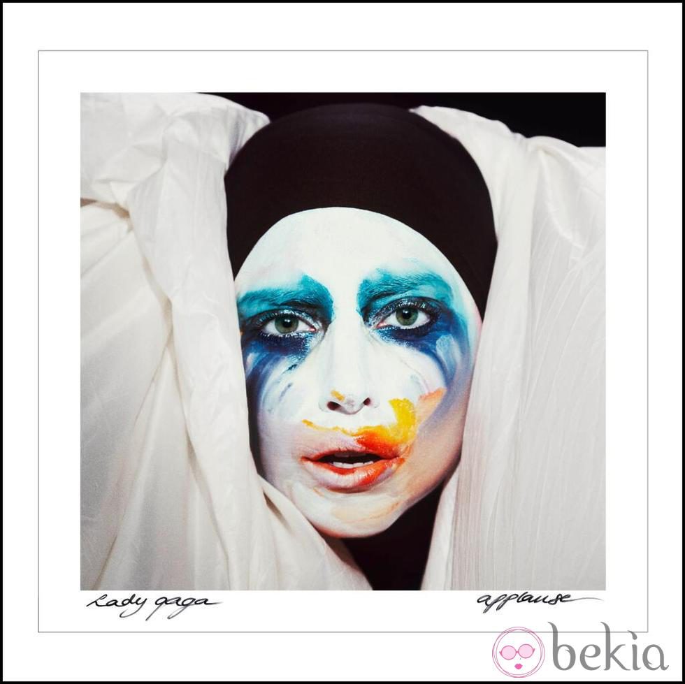 Lady Gaga en la portada del single 'Applause'