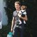 Perez Hilton a su llegada al baby shower de la cantante Fergie