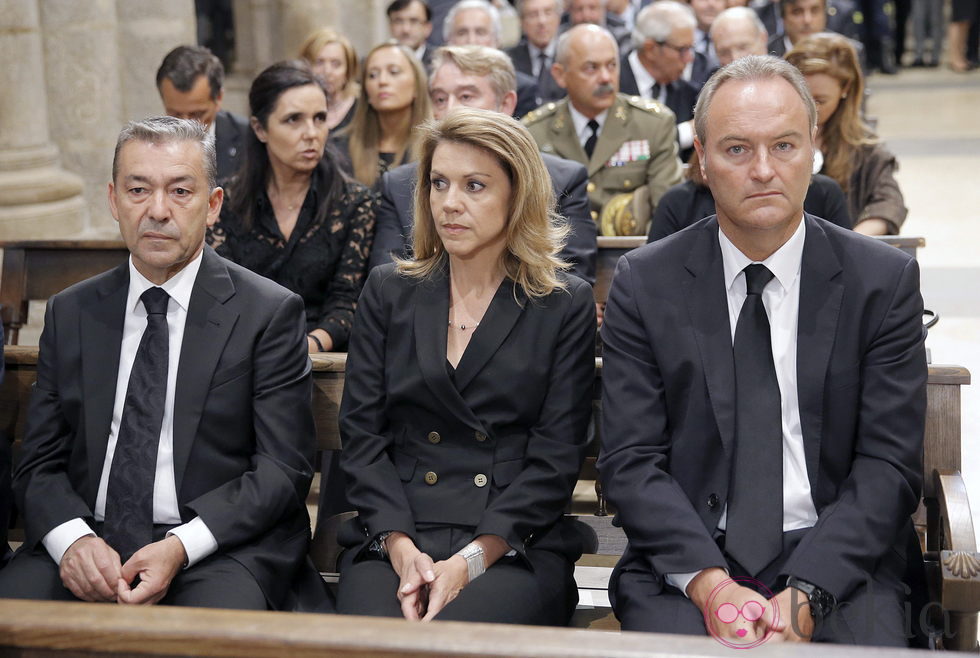 Paulino Rivero, María Dolores de Cospedal y Alberto Fabra en el funeral por las víctimas del tren de Santiago