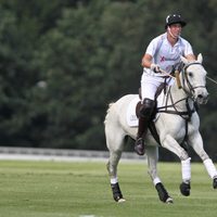 El Príncipe Guillermo disputa un partido de polo en Ascot