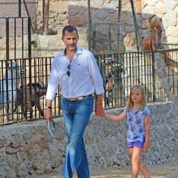 El Príncipe Felipe y la Infanta Sofía en la Granja de Esporles de Mallorca