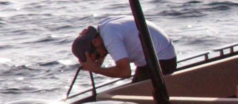 Leonardo DiCaprio en una lancha durante sus vacaciones de verano en Ibiza