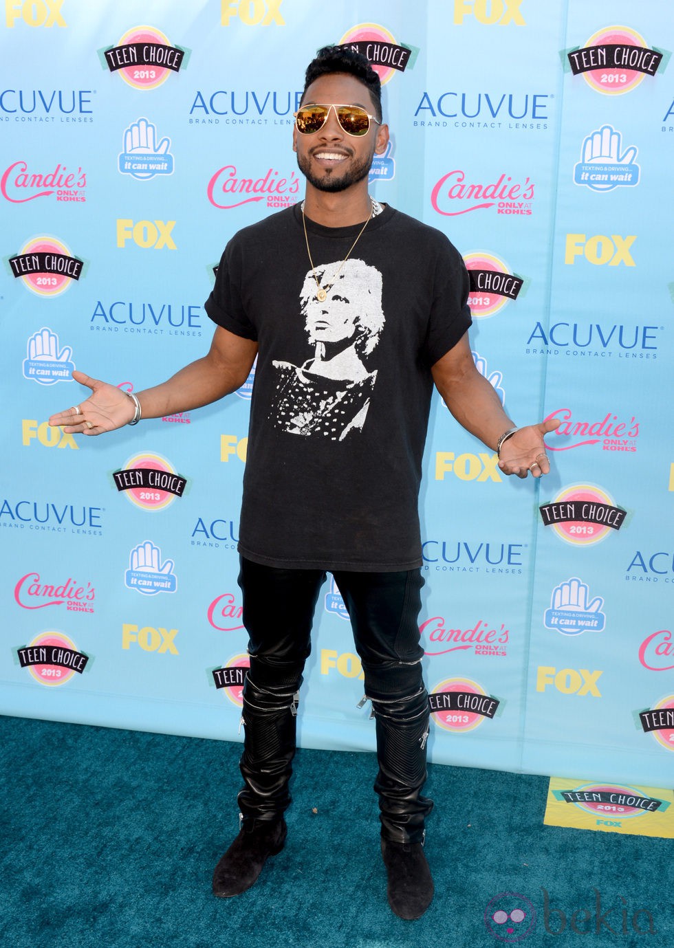 Miguel en los Teen Choice Awards 2013