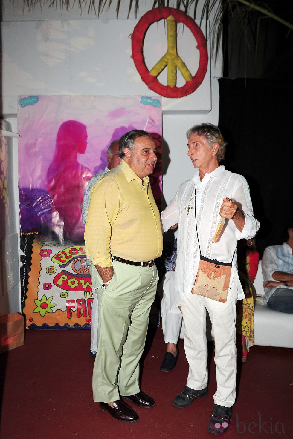 Fernando Martínez de Irujo en la fiesta Flower Power de Ibiza 2013