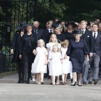 La Familia Real Holandesa a su llegada al funeral del Príncipe Friso de Holanda