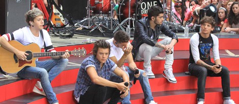 Los One Direction durante su actuación en Rockefeller Center