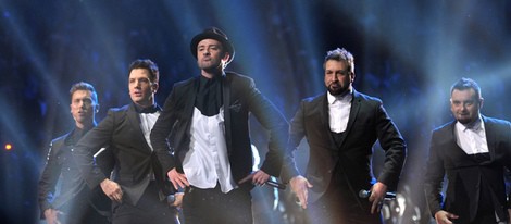 Justin Timberlake actuando junto a 'N Sync en los MTV VMA 2013
