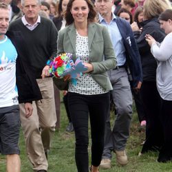 Kate Middleton en su primer acto oficial tras ser madre