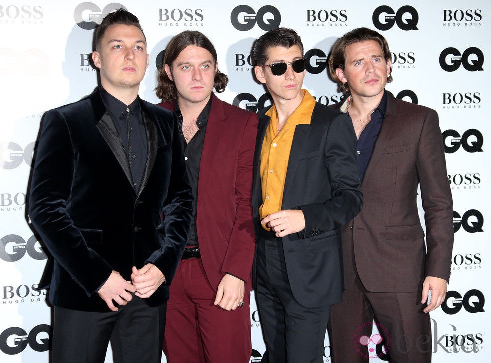 Los Arctic Monkeys en los Premios del Año GQ Men 2013 en Londres