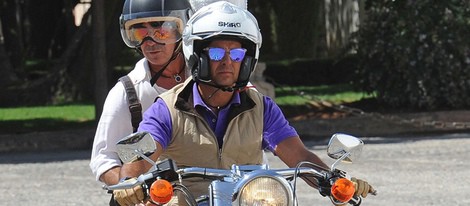 Fran Rivera en moto por Ronda una semana antes de su boda