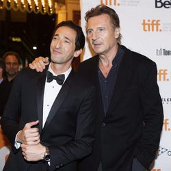 Adrien Brody y Liam Neeson en el estreno de 'The Third Person' en el Festival Internacional de Cine de Toronto 2013